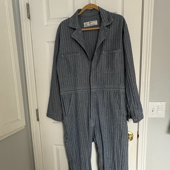 Coveralls (Red Kap) - Picture 2 of 3
